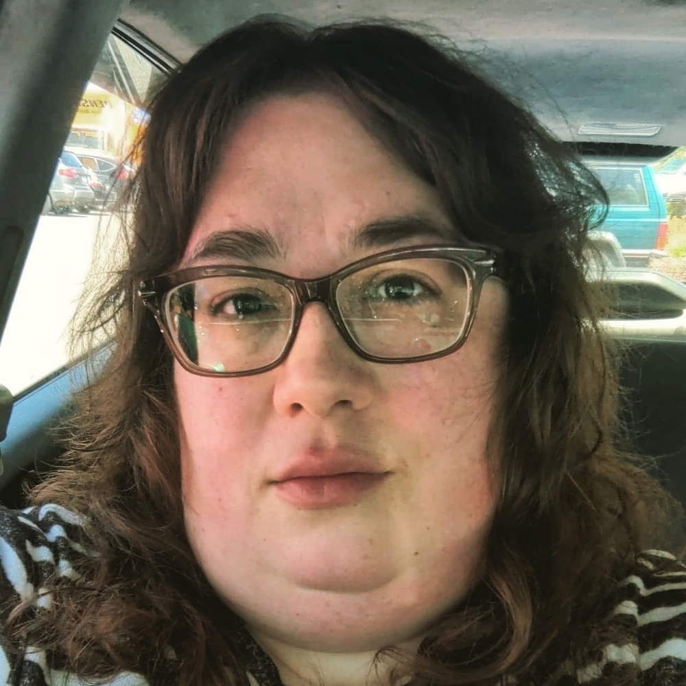 Meet your Posher, Crystal